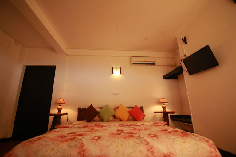 Bedroom 3, Mahaweli Regent Hotel, K.F.G. & G. Korale