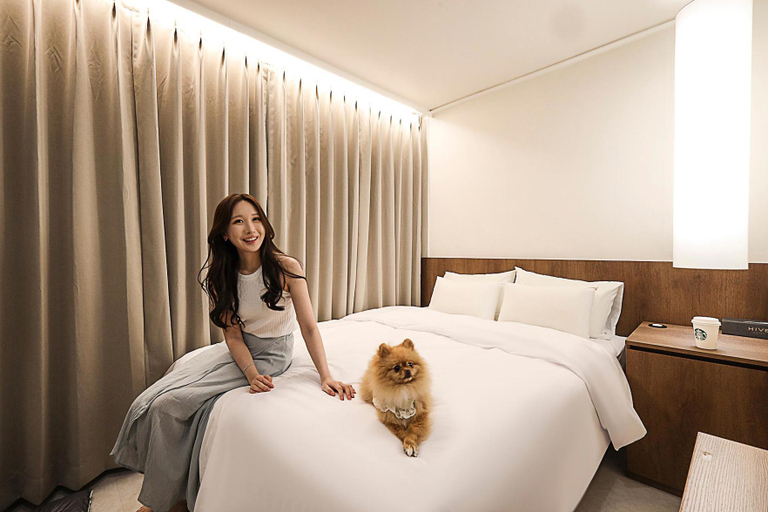 Bedroom 3, Jamsil Hive, Songpa