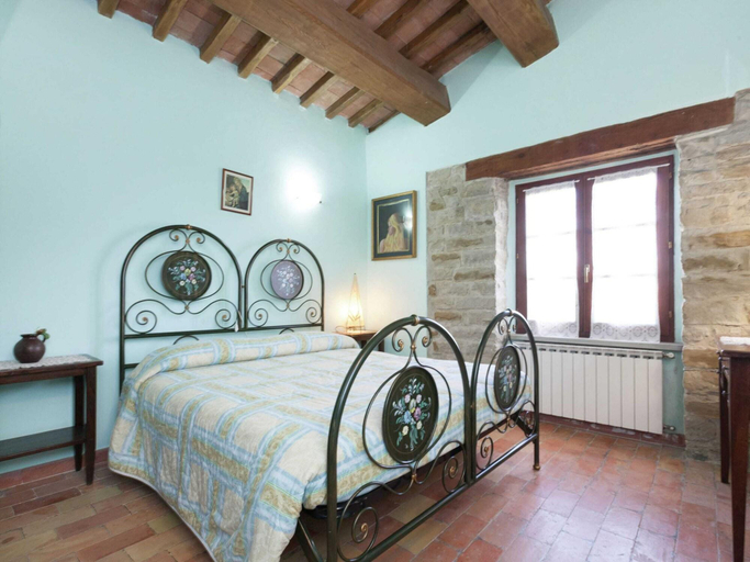 Room 3, Belvilla By Oyo Farmhouse With Swimming Pool, Pesaro E Urbino