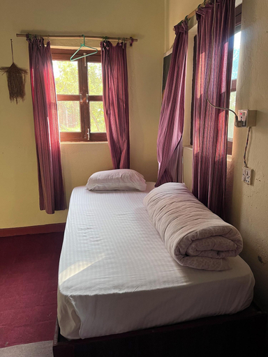 Room 2, Lake Twenty Thousand Farm Retreat, Narayani