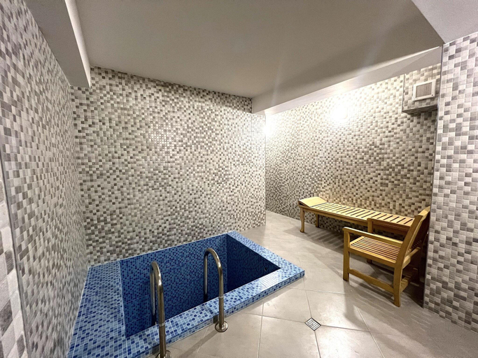Others 5, Hotel West Tbilisi, Tbilisi