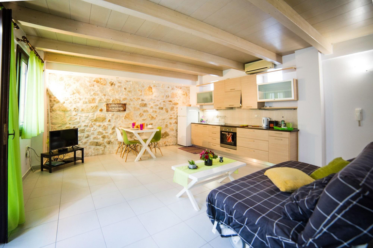 Room 4, Ac Homes Christos, Crete