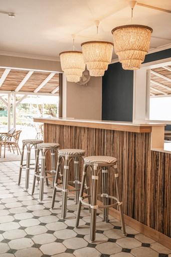 Bar 5, Alalila Trou Aux Biches