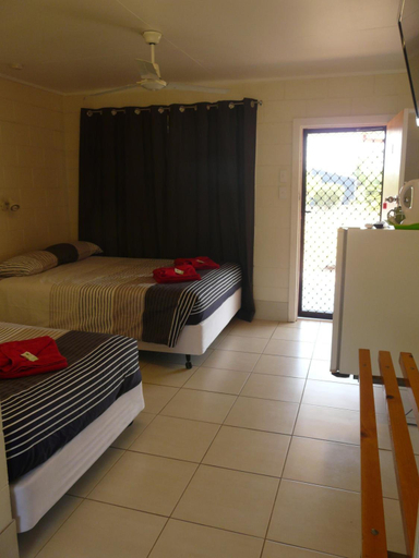 Bedroom 3, Chillagoe Cockatoo Hotel Motel, Mareeba
