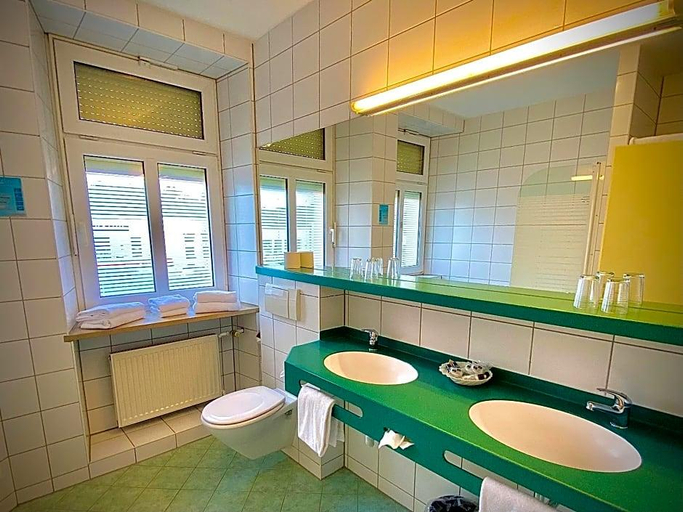Bathroom 4, Meister Bvnr Hotel Fichtelgebirge, Wunsiedel im Fichtelgebirge
