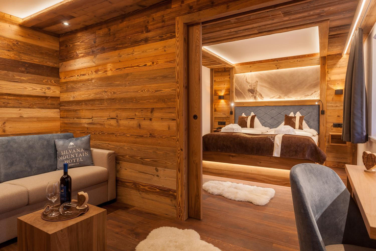 Bedroom 3, Silvana Mountain Hotel, Visp