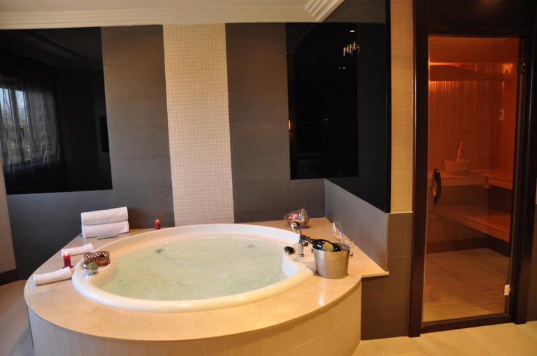 Bathroom 3, Hotel Los Penascales Adults Only, Madrid