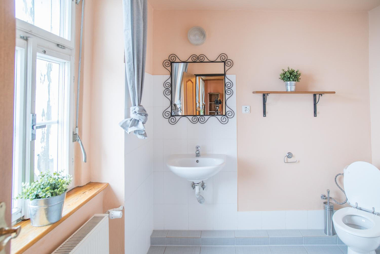 Bathroom 4, Hotel Plesivec, Karlovy Vary