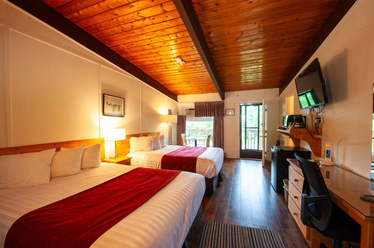 General view 4, Lakeview Motel, Haliburton
