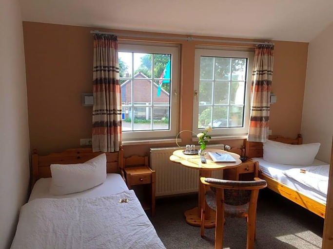 Bedroom 3, Hotel Wuelfers Gasthaus, Oldenburg