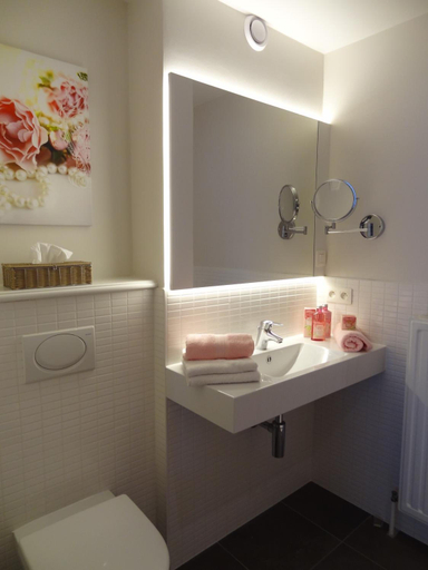 Bathroom 4, Ara Dune Hotel, West-Vlaanderen
