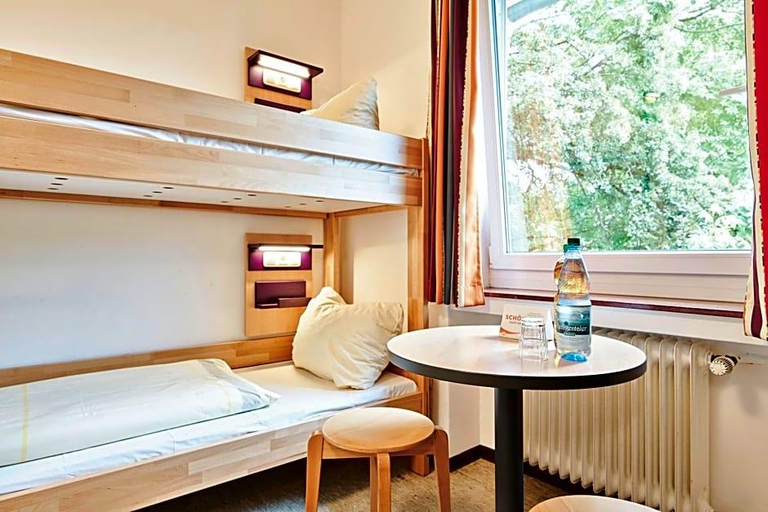 Bedroom 3, Djh Jugendherberge Hagen, Hagen