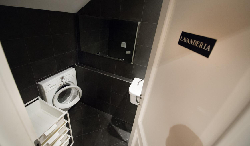 Bathroom 4, Residence Acqua Del Conte, Messina