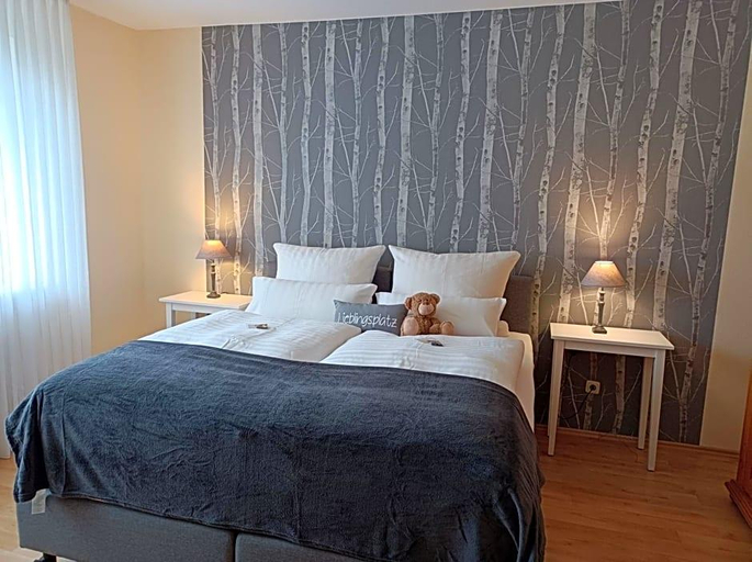 Bedroom 4, Hotel Garni Zum Grv Nen Baum, Paderborn