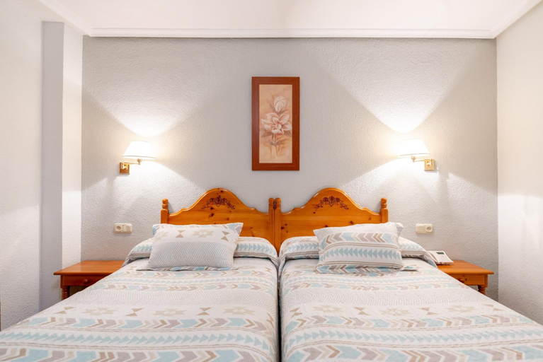 Bedroom 3, Tierra De La Reina, León