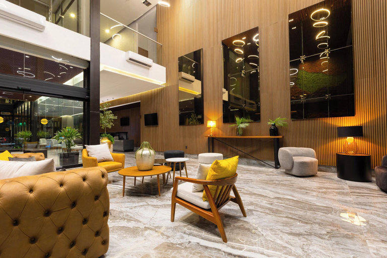 Public Area 5, Hotel Noite Business Class, León
