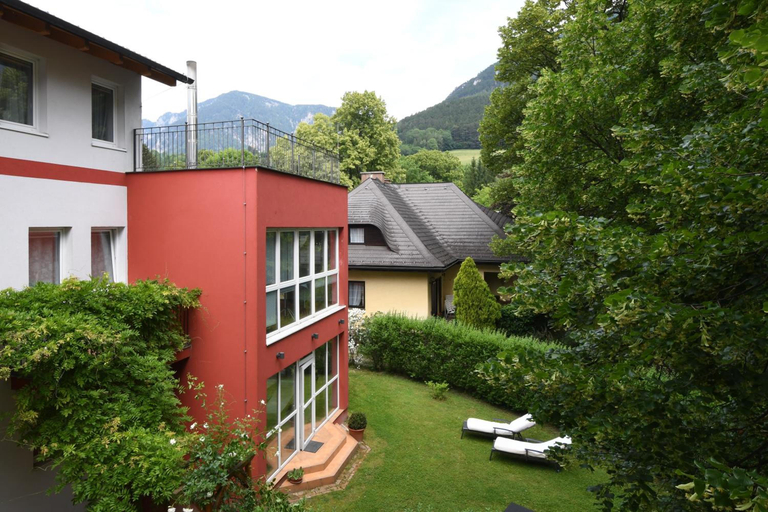 Exterior & Views 2, Hotel Payerbacherhof, Neunkirchen