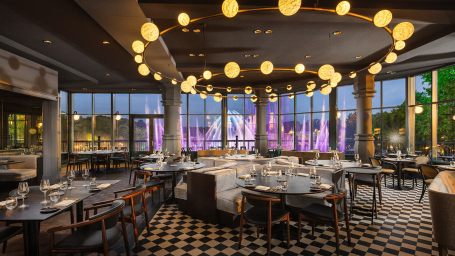 Restaurant 2, Efteling Grand Hotel Ticket Included, Loon op Zand