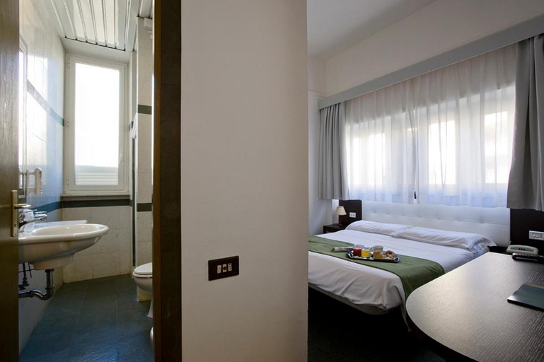 Bedroom 2, Dipendenza Hotel Bellavista, Rome