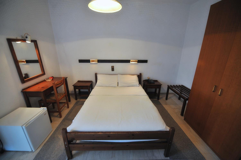 Bedroom 3, El Greco, Epirus