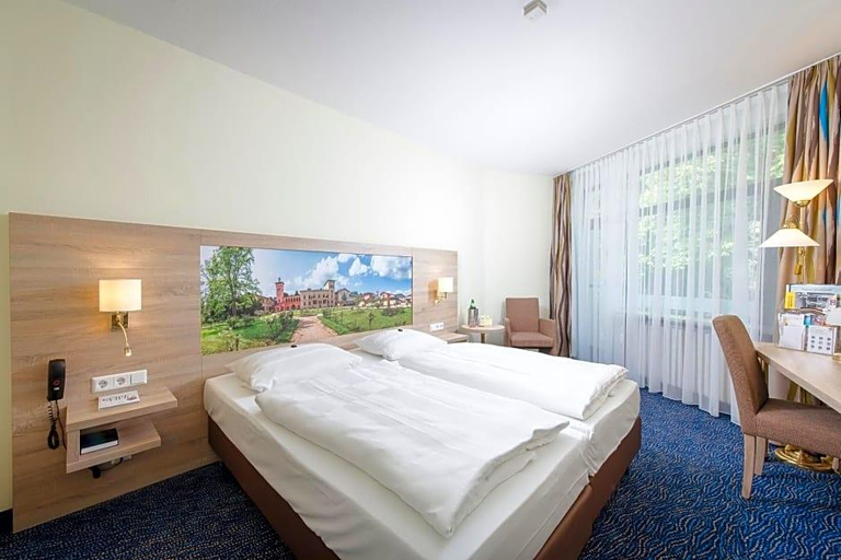 Bedroom 3, Seehotel Grunewald, Berlin