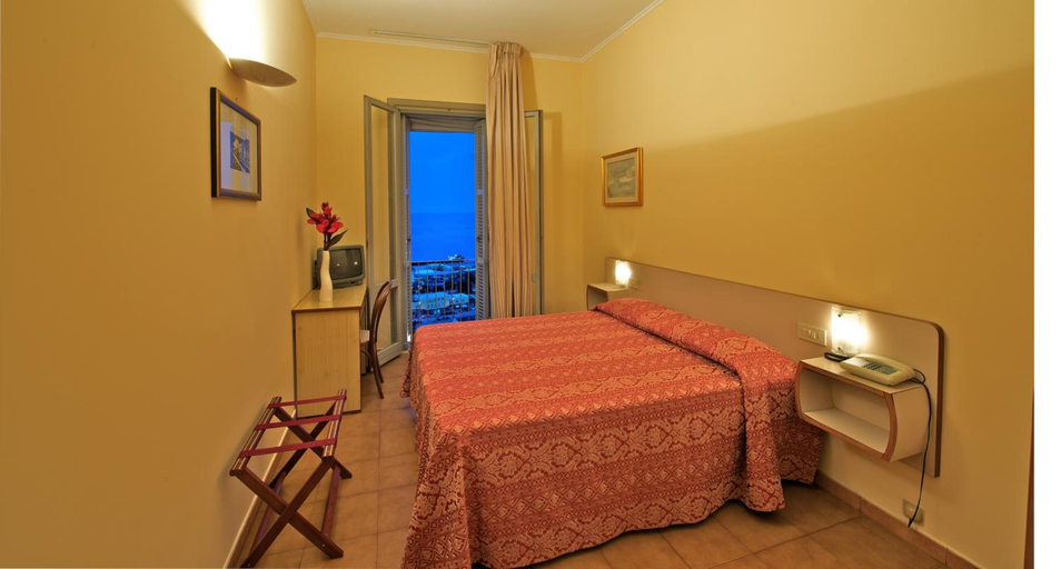 Bedroom 2, Hotel Ideale, Chieti