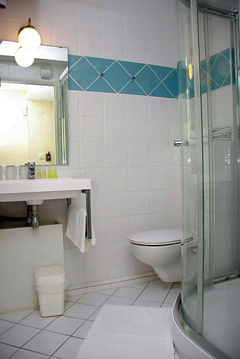 Bathroom 5, Hv¥tel Le Commerce, Savoie