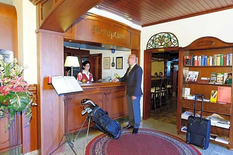 Public Area, Hotel Freihof, Herford