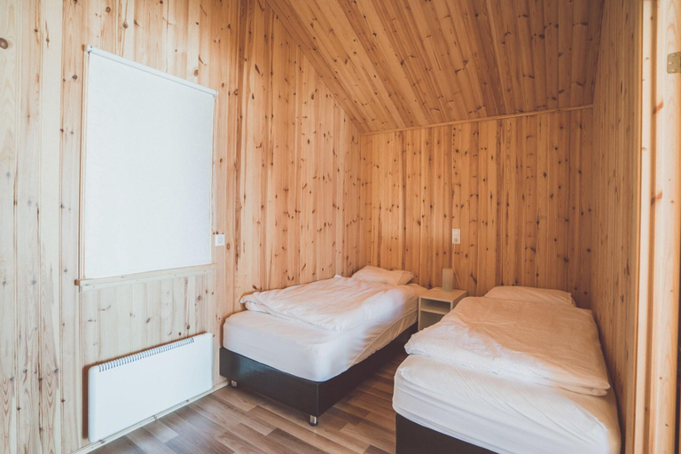 Room 4, Lindarbrekka, Djúpavogshreppur