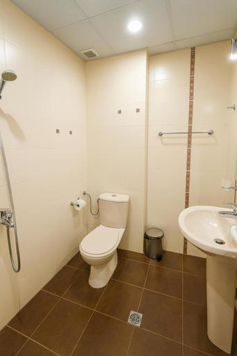 Bathroom 3, Hotel Avis, Sandanski