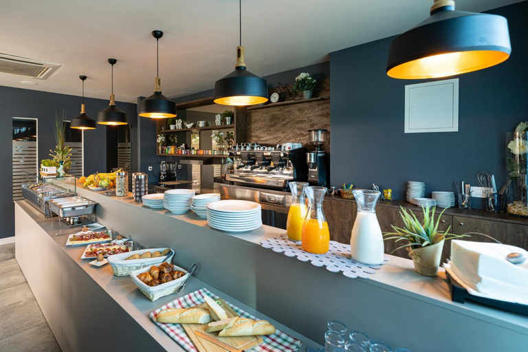 Food & Drinks 4, Hotel Sky, Zadar