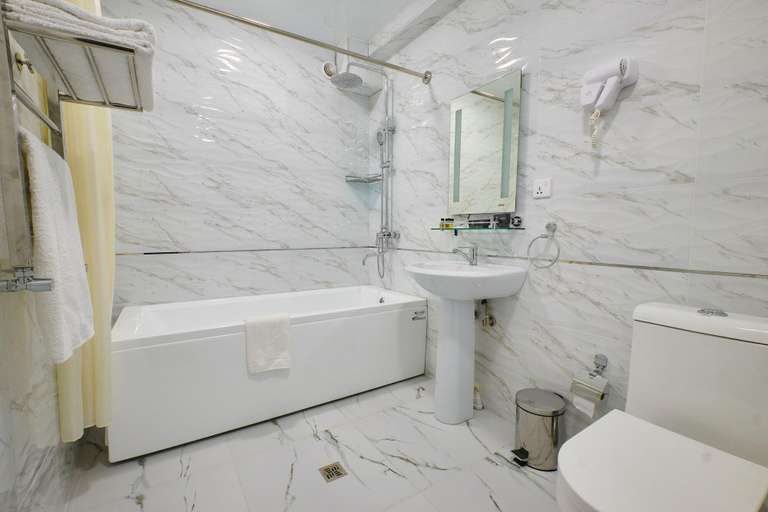Bathroom 5, Samaria Hotel and Spa, Samarkand