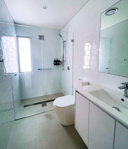 Bathroom 5, Resort on Cedar, Wollongong Bal