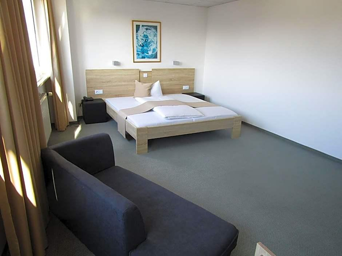Bedroom 2, Businesshotel Appartements Stuttgart Vaihingen, Stuttgart