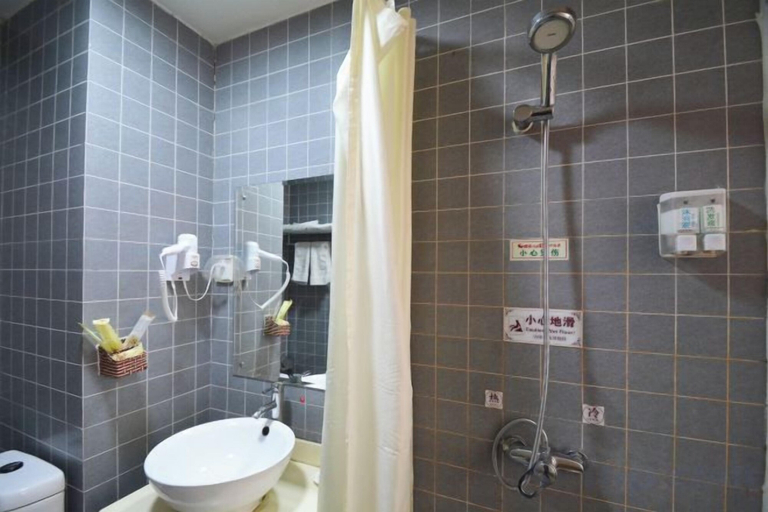 Bathroom 3, City 118 Chain Hotel Zhengzhou Economic Development Zone, Zhengzhou