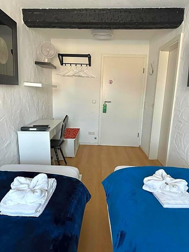 Bedroom 3, Hotel Zum Goldenen Anker, Bamberg