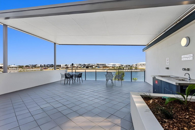 Others 5, Salt At Oceanside, Caloundra - Kawana