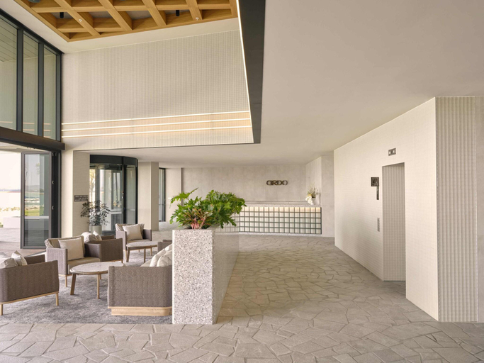 Public Area, Ardo, City