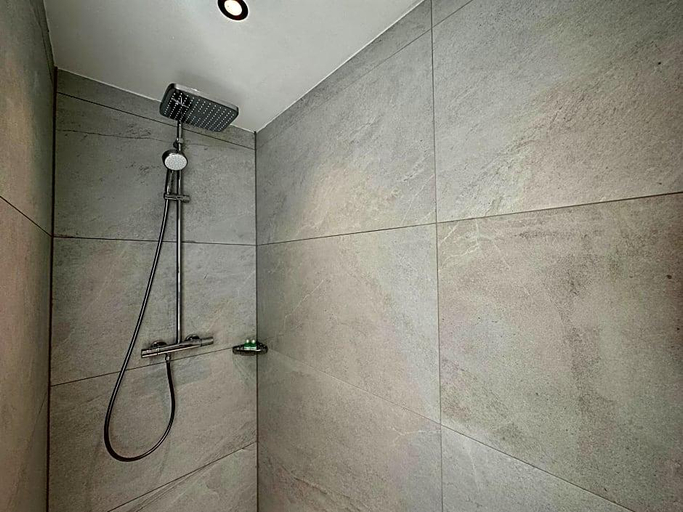 Bathroom 3, Hotel Emilia, Würzburg
