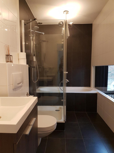Bathroom 3, Landgoed Rhederoord Nabij Arnhem, Rheden