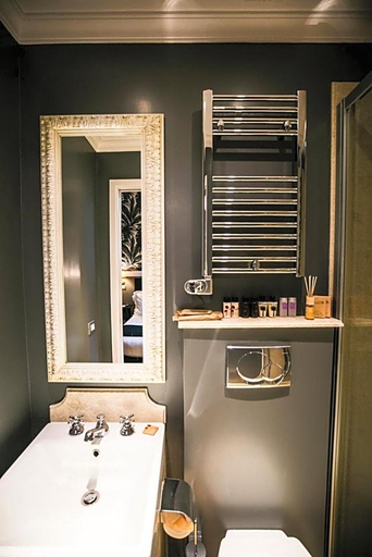 Bathroom 4, Hotel Parrasio, Roma