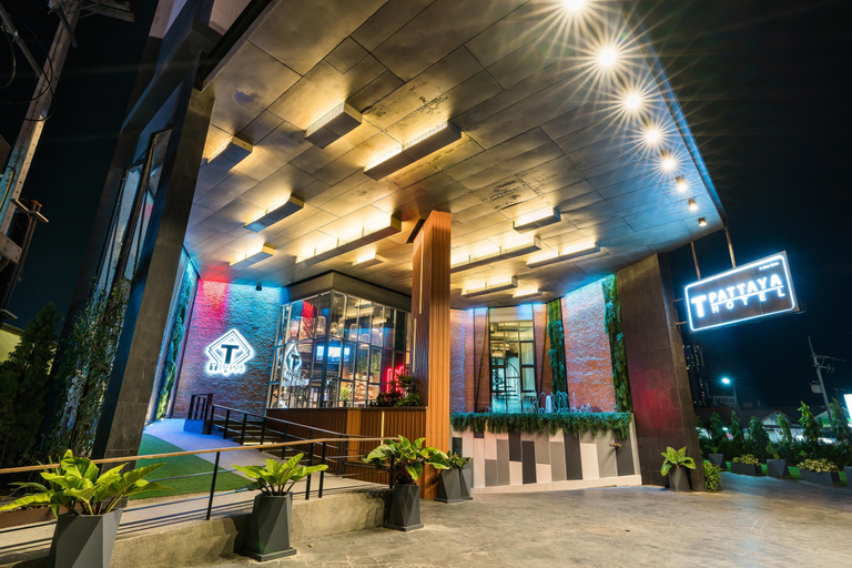Lobby 3, Surestay Plus By Best Western T Pattaya, Pattaya