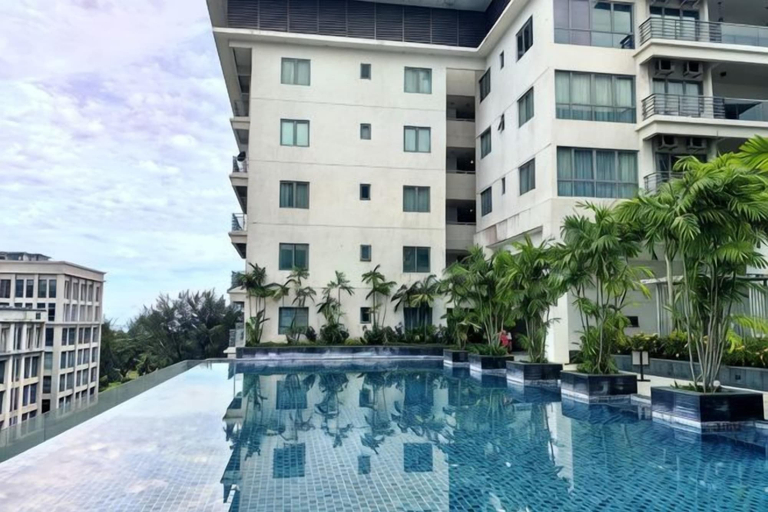 Pool, Loft B Imago Mall Sunset Seaview Golf Course 8-9pax 3Bedrooms 3 Bathrooms, Kota Kinabalu