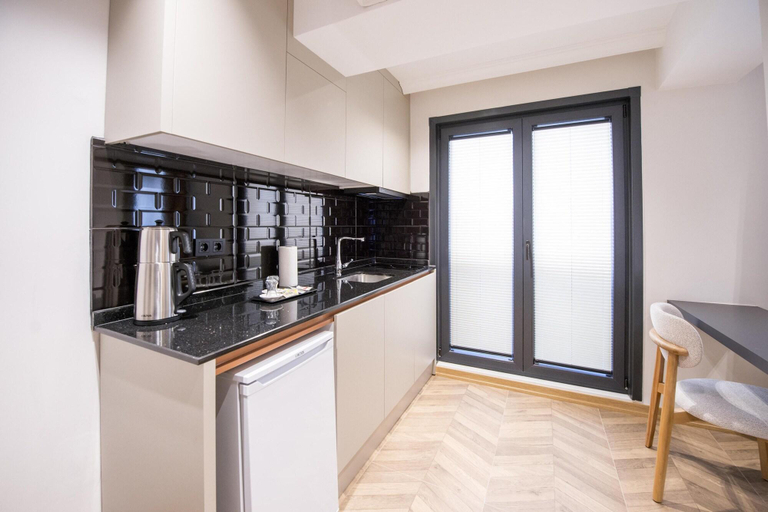 Bedroom 2, Shiboo Suite, Gebze