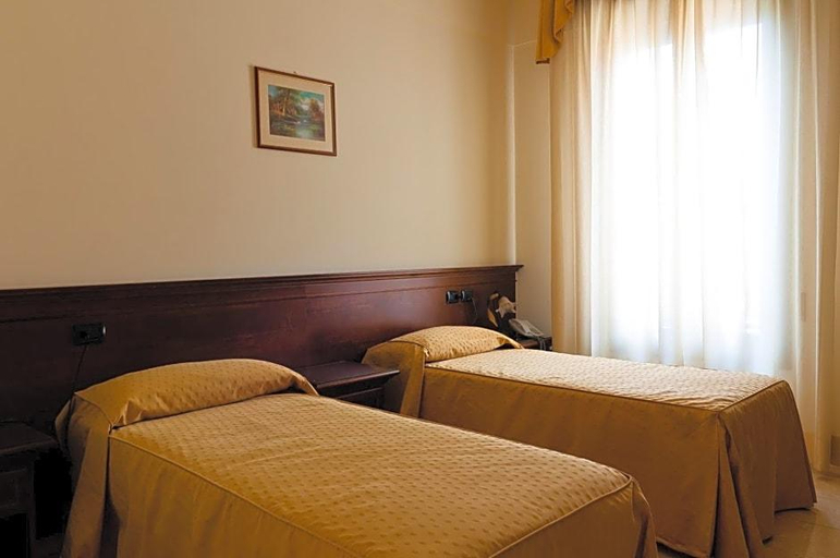 Bedroom 3, Mediterraneo, Bologna