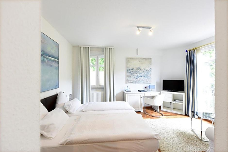 Bedroom 2, Hotel Restaurant Sengscheider Hof, Saarpfalz-Kreis