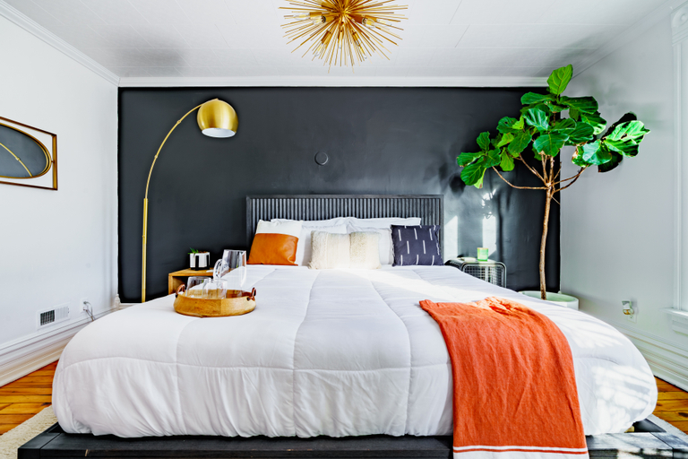 Bedroom 2, Jungle House Luxury Stays - Downtown Columbus & Short North, Franklin