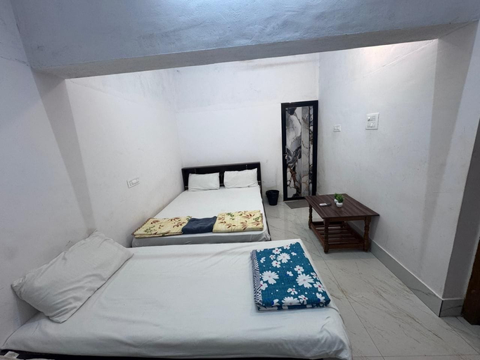 Room 4, Silver Sand Beach Homestay, Uttara Kannada