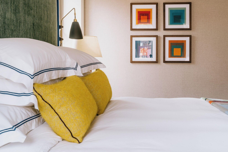 Room 2, Eleven Revelstoke Lodge, Columbia-Shuswap