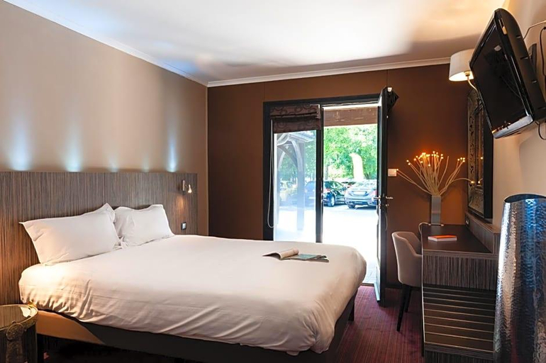 Room 4, Hotel Gentilhommière, Côte-d'Or